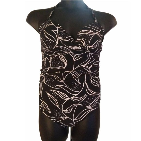 Isabel Maternity by Ingrid & Isabel Floral Print Halter Swimsuit - Picture 3 of 5